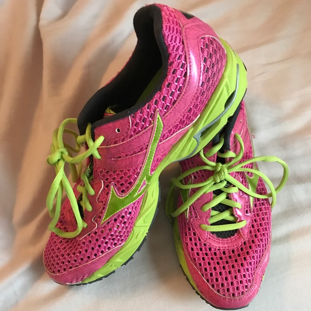Brooks Mizuno Dynamotion Fit Wave Precision 13